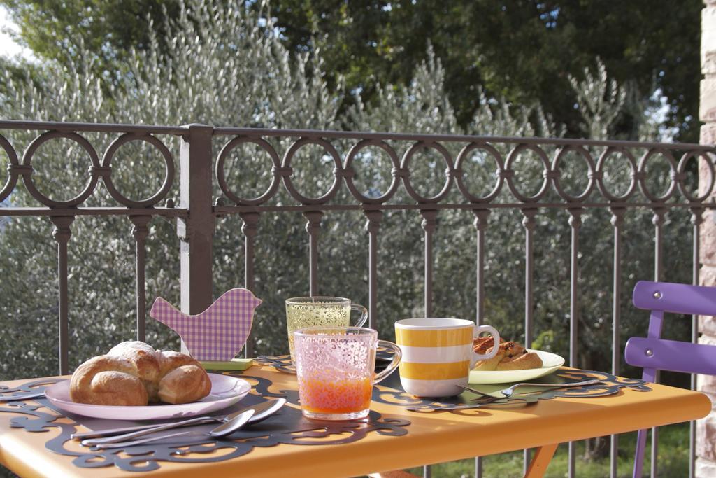 B&B Lavanda E Rosmarino Assisi Luaran gambar