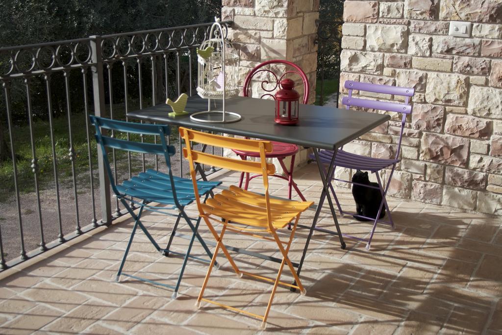 B&B Lavanda E Rosmarino Assisi Luaran gambar